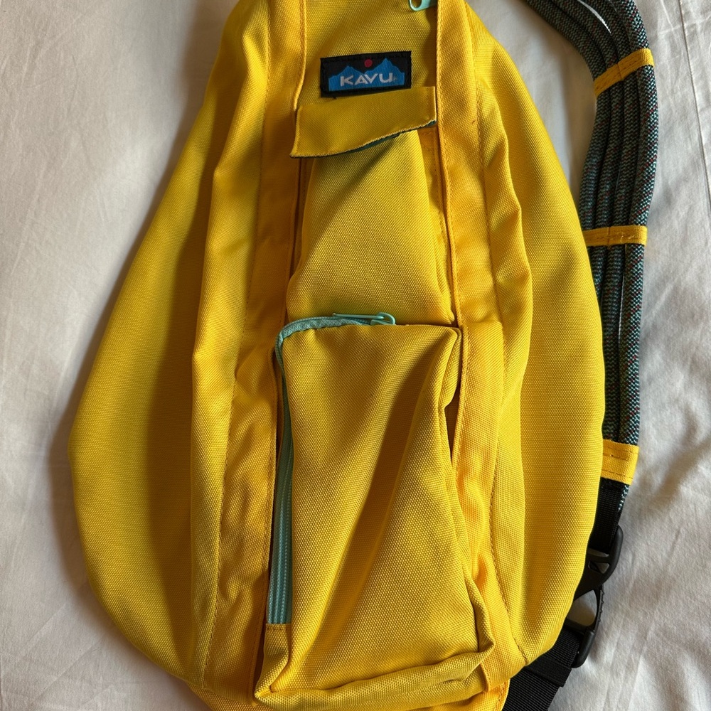 Kavu Saffron Crossbody Rope Bag